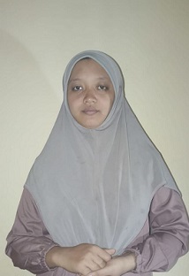 Read more about the article Umi Rofiah